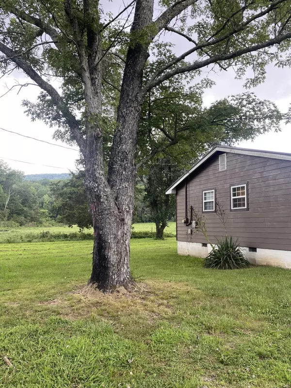 Pelham, TN 37366,410 Red Sartain Road