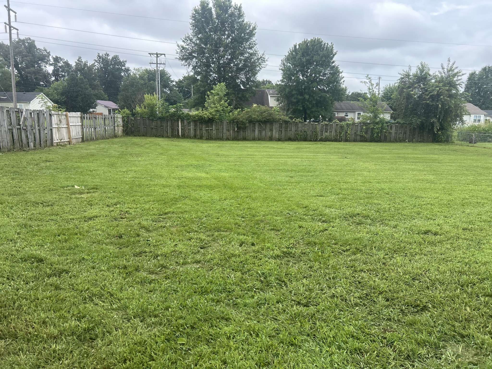 1626 Hannibal Dr, Oak Grove, KY 42262