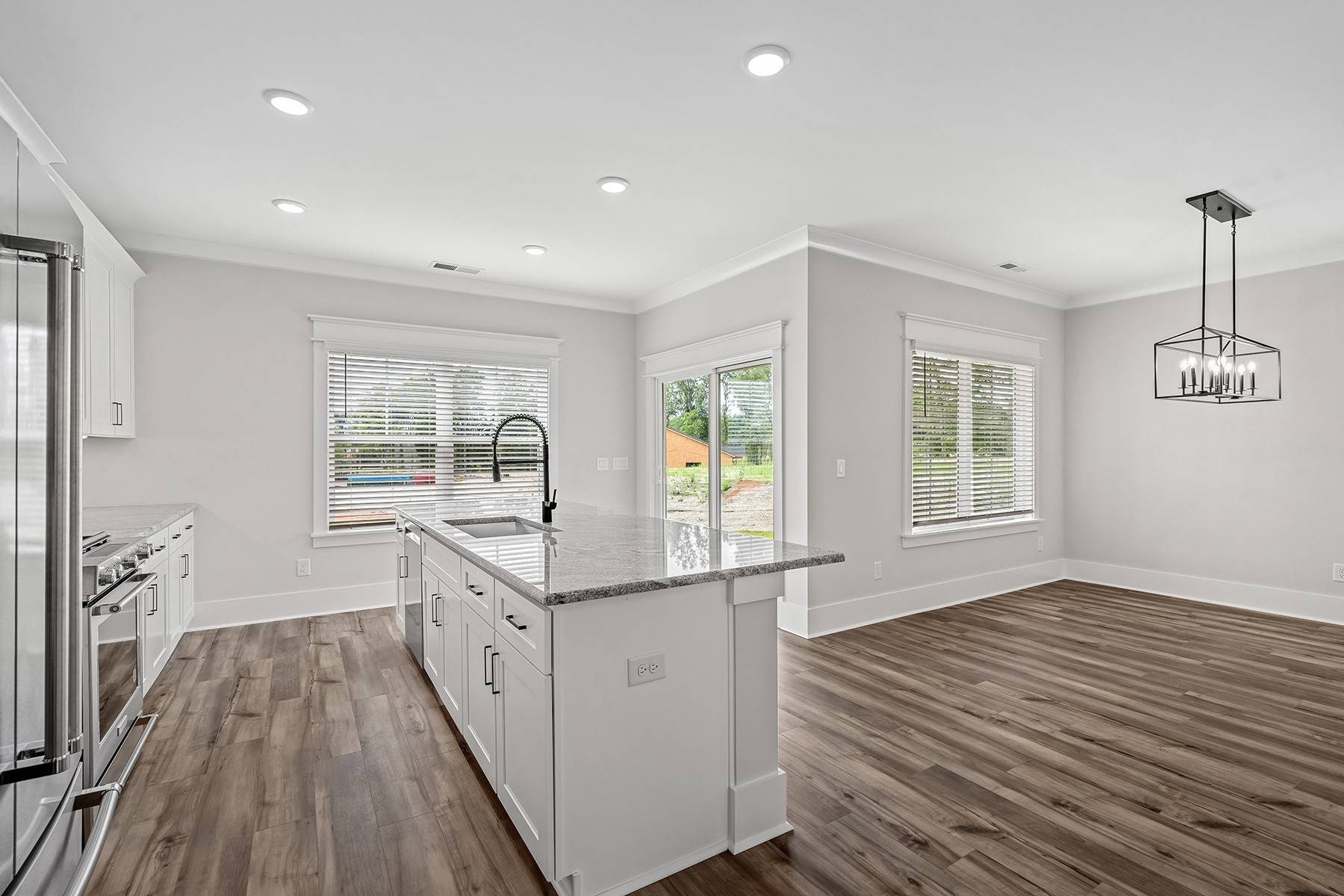 White House, TN 37188,517 Kingwood Lane