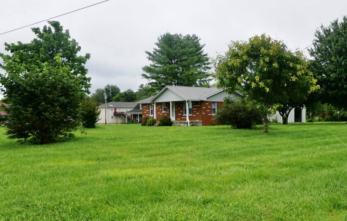 Lafayette, TN 37083,2464 Red Boiling Springs Rd