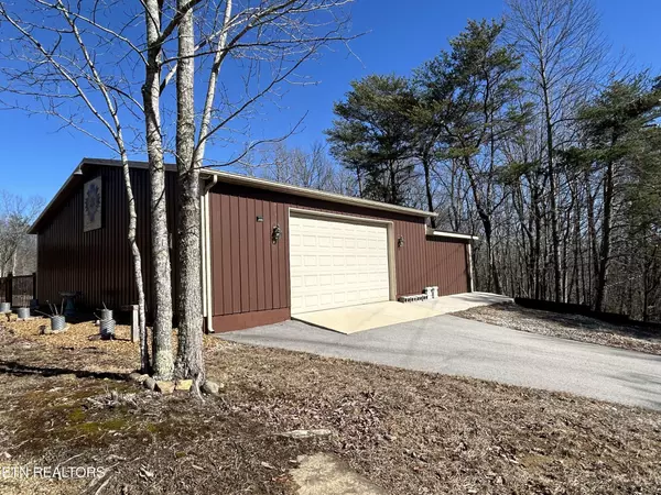 Monterey, TN 38574,835 Bent Tree Rd