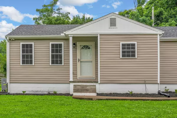 Hopkinsville, KY 42240,1615 Mohawk Trl