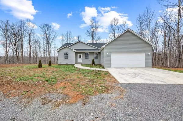 341 Brown Stafford Cemetery Ln, Gainesboro, TN 38562