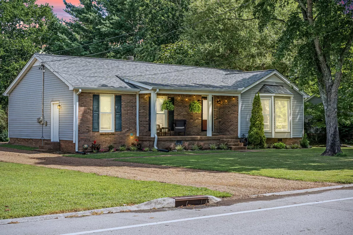 Nashville, TN 37221,928 Harpeth Bend Dr