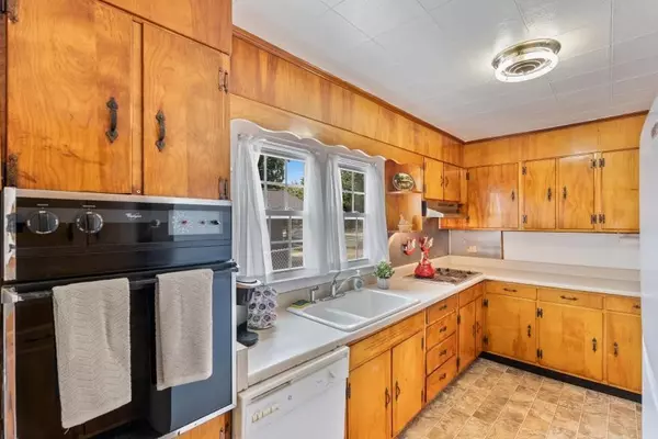 Chattanooga, TN 37407,3102 Crescent Circle