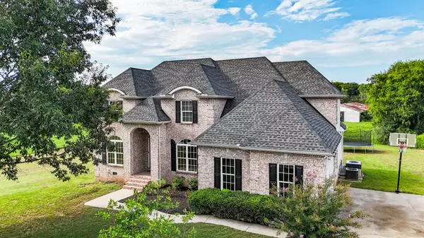 Shelbyville, TN 37160,105 N Point Cir #N