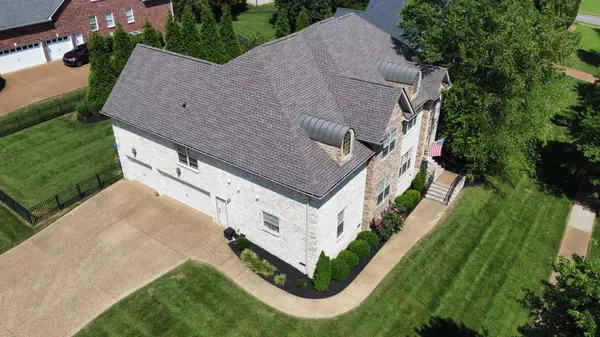 Hendersonville, TN 37075,1000 Redwood Way