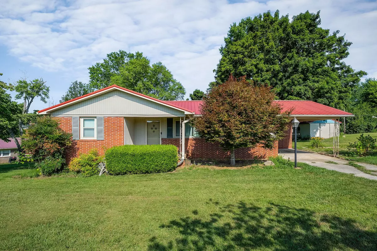 Sparta, TN 38583,460 Iris Dr