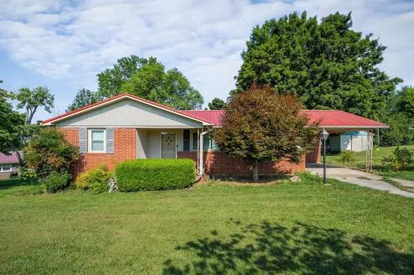 460 Iris Dr, Sparta, TN 38583
