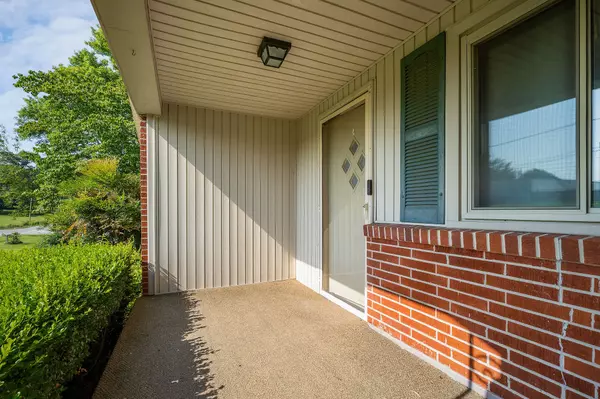 Sparta, TN 38583,460 Iris Dr