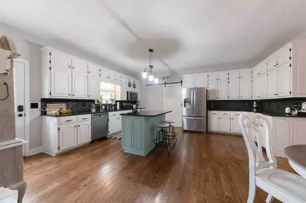 Columbia, TN 38401,114 Deerview Dr