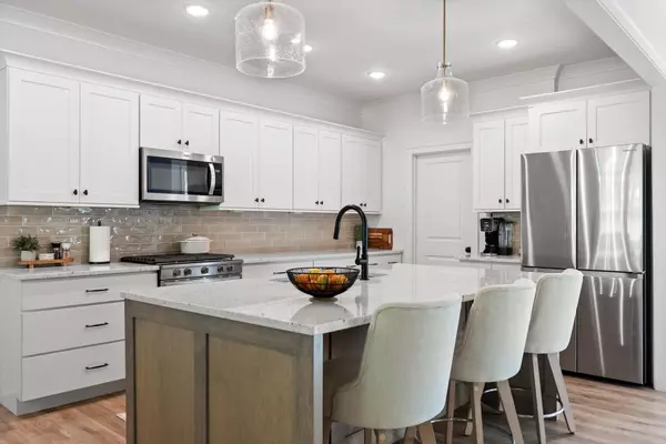 Harrison, TN 37341,8665 Woodbury Acre Court