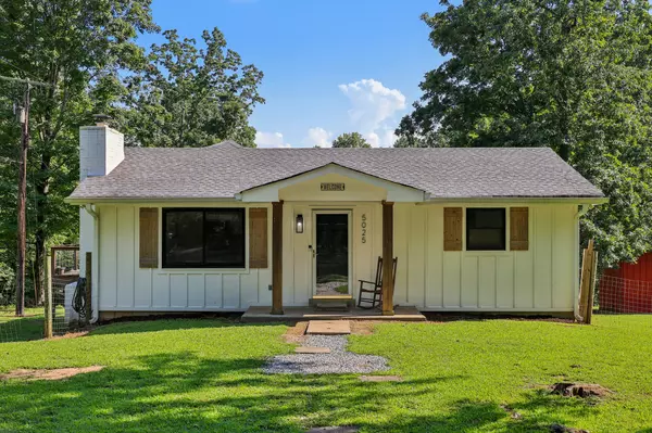 5025 Ridge Hill Dr, Joelton, TN 37080