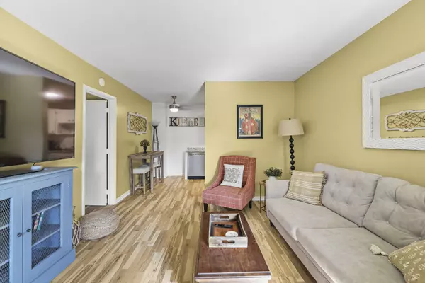 Nashville, TN 37212,2601 Hillsboro Pike #J9