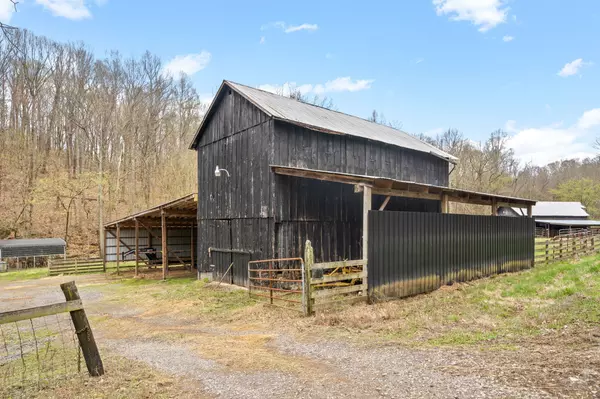 Palmyra, TN 37142,1551 Buck Smith Rd