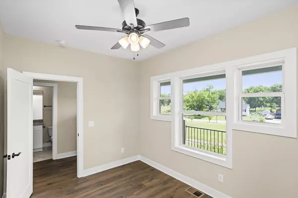 Madison, TN 37115,1137 Lawrence Avenue #3