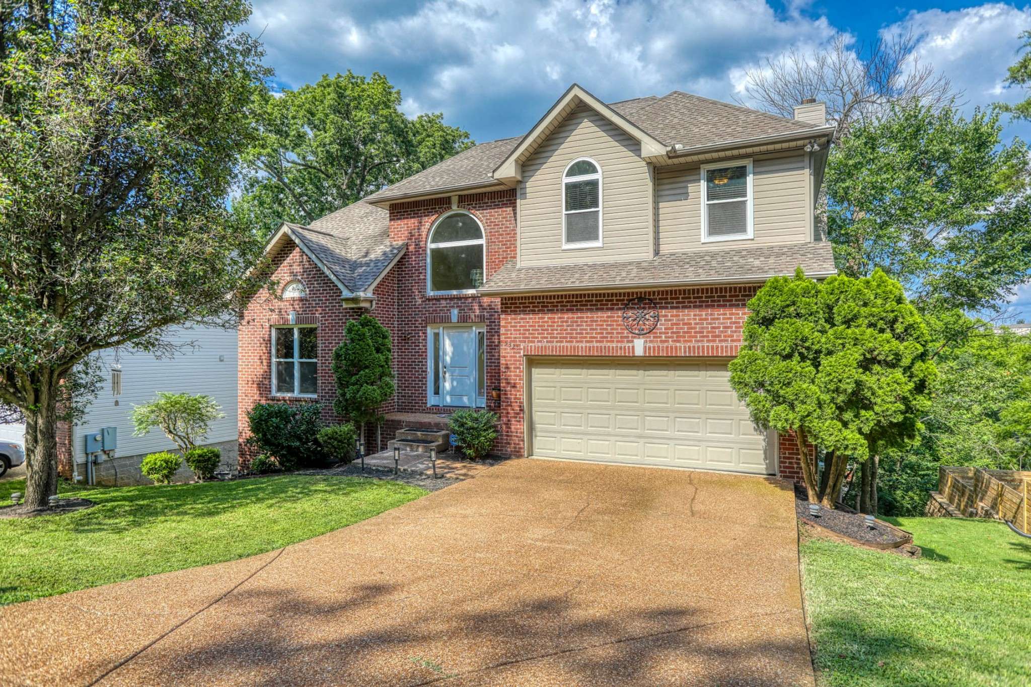 Nashville, TN 37211,5321 Windypine Dr