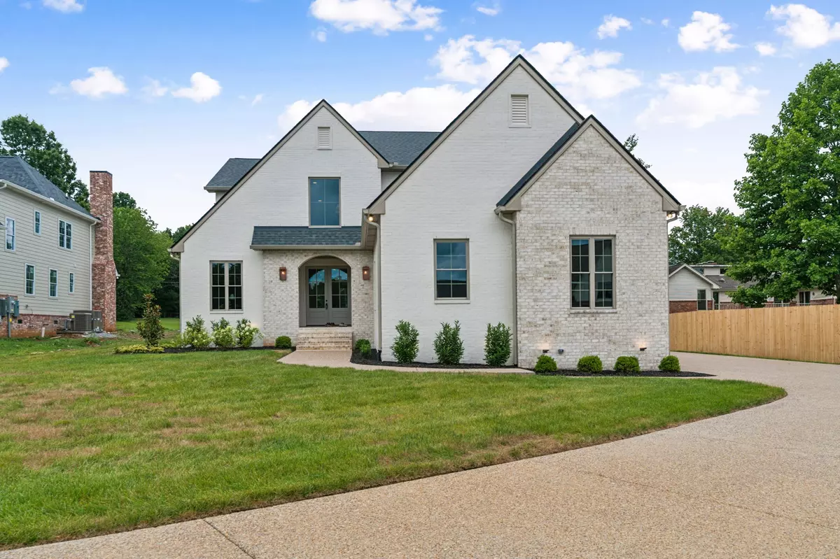 Lebanon, TN 37087,2410 Horn Springs