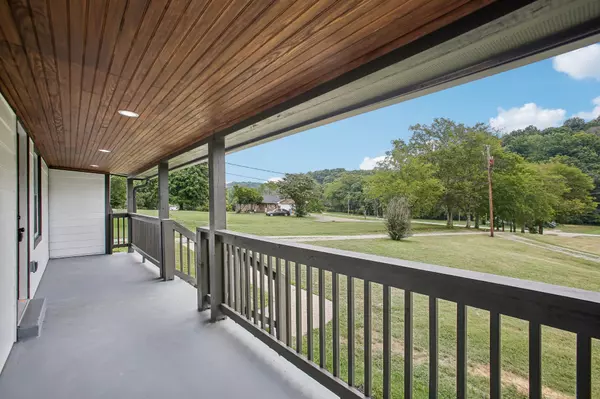 Goodlettsville, TN 37072,5438 Lickton Pike