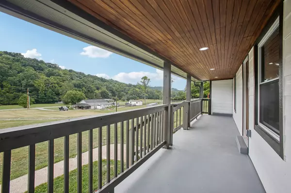 Goodlettsville, TN 37072,5438 Lickton Pike