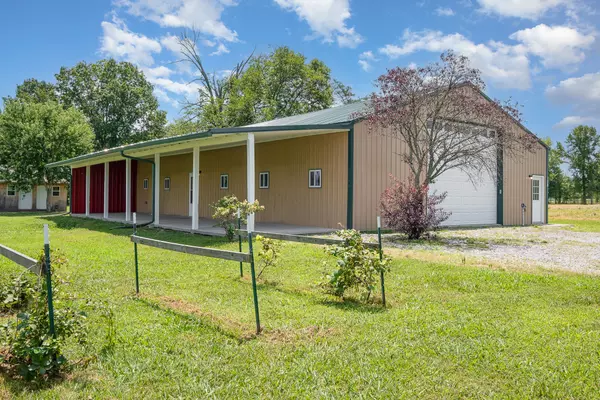 129 Highway 82 East, Bell Buckle, TN 37020