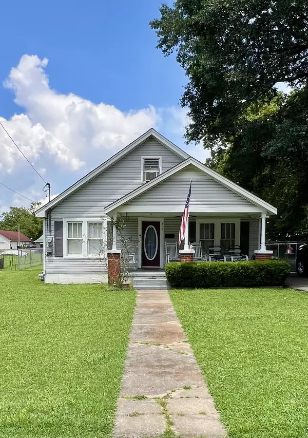 Hohenwald, TN 38462,315 W Linden Ave