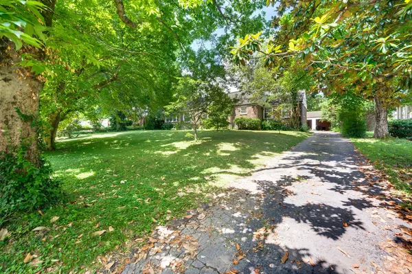 Nashville, TN 37215,2711 Wortham Ave