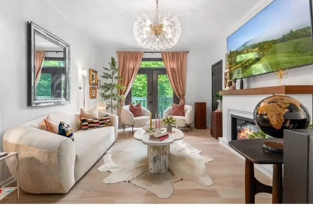 2083 Stokes Ln, Nashville, TN 37215