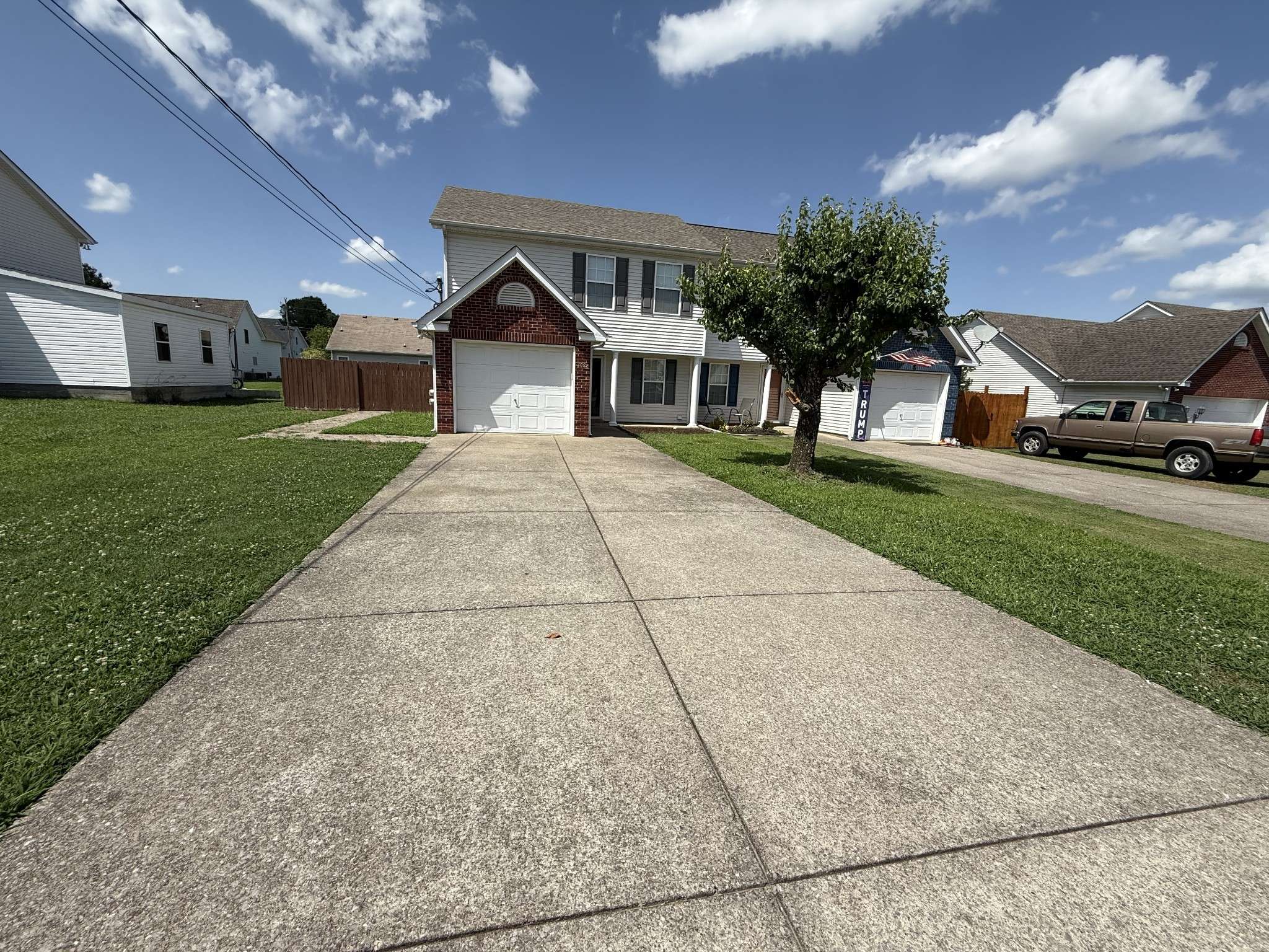 1022 Stonemark Trl, La Vergne, TN 37086