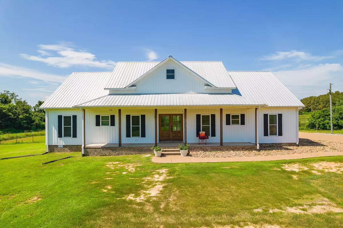 Humboldt, TN 38343,159 Lipford Ln