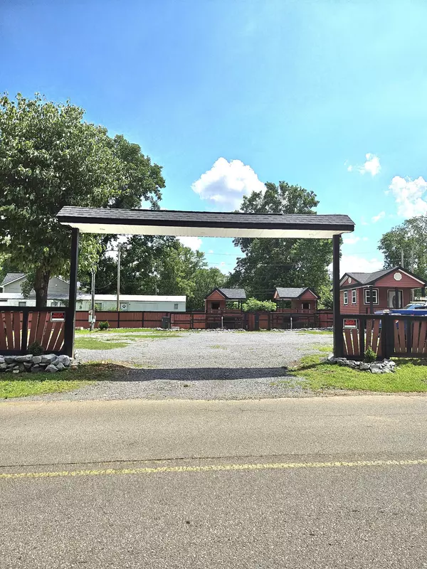 916 Britton Springs Rd, Clarksville, TN 37042