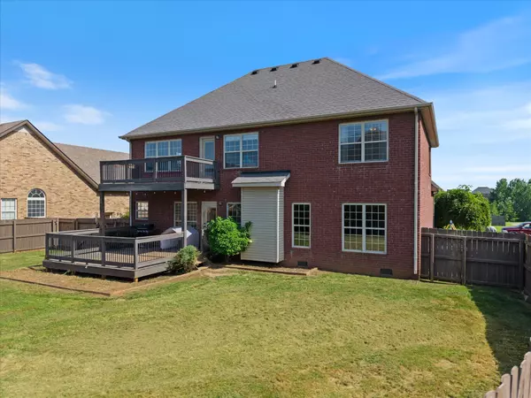 Clarksville, TN 37043,312 Retriever Ct