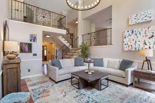 Nashville, TN 37221,5732 Templegate Dr