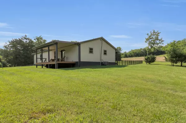 Readyville, TN 37149,1927 Porterfield Rd