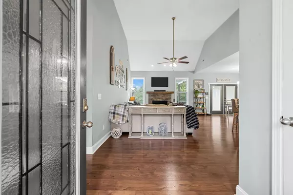 Palmyra, TN 37142,2755 Benton Ridge Rd