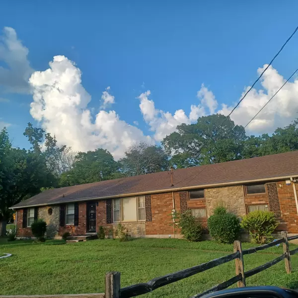 3811 Marydale Ct, Nashville, TN 37207