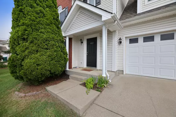 Antioch, TN 37013,8832 Cressent Glen Ct