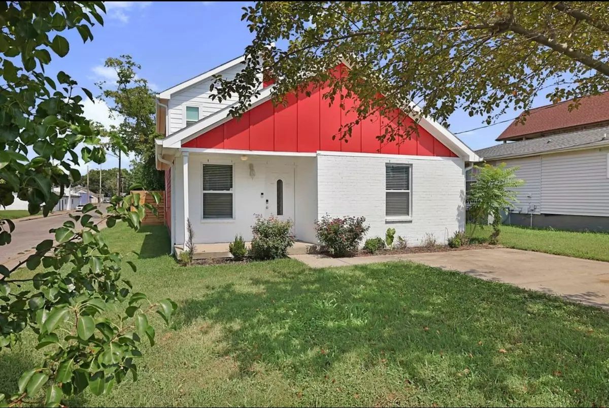 Nashville, TN 37208,1528 16th Ave #N