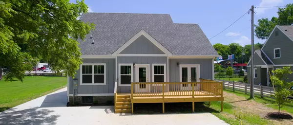 Ashland City, TN 37015,570 Main St #S