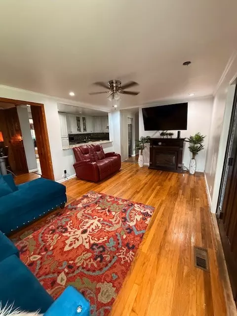 Cowan, TN 37318,102 Thorogood St