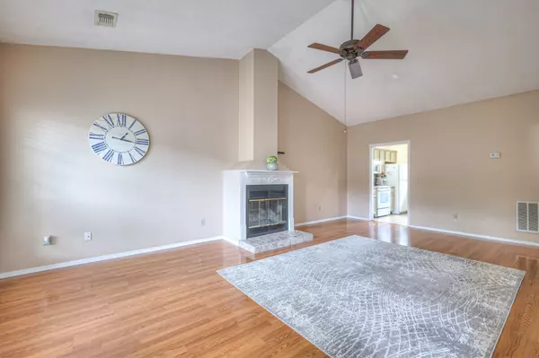 Old Hickory, TN 37138,302 Laurel Hill Dr