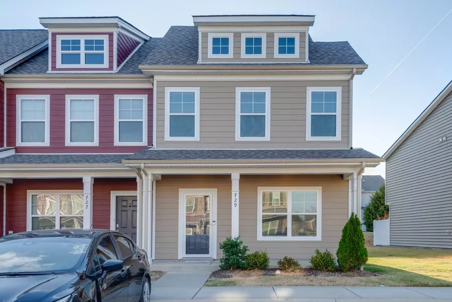 729 Bradburn Village Way, Antioch, TN 37013