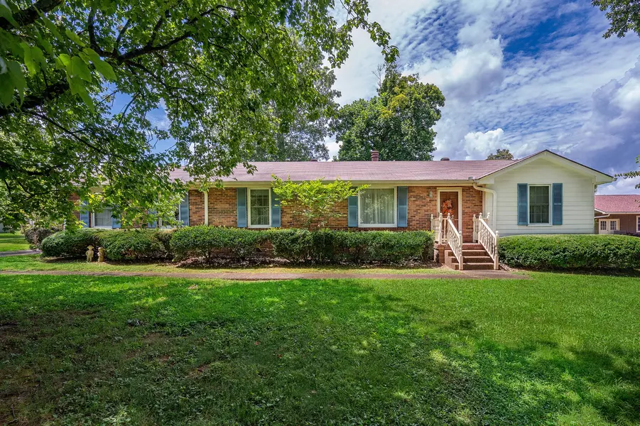 310 Lisa Ln, Gallatin, TN 37066