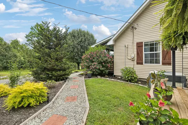 Hohenwald, TN 38462,176 Robert Hensley Rd