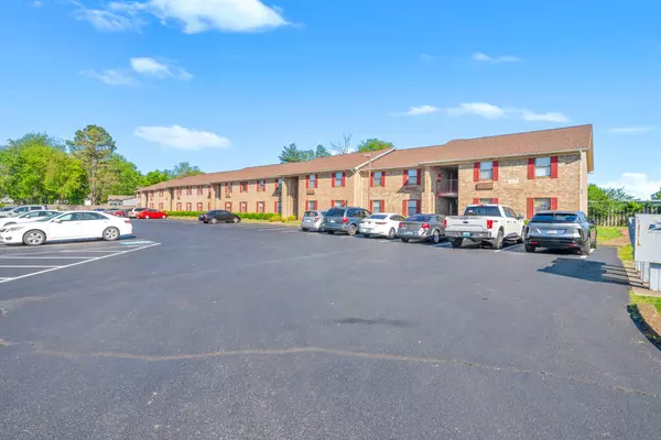 Hopkinsville, KY 42240,102 Laurel Cove Drive #35