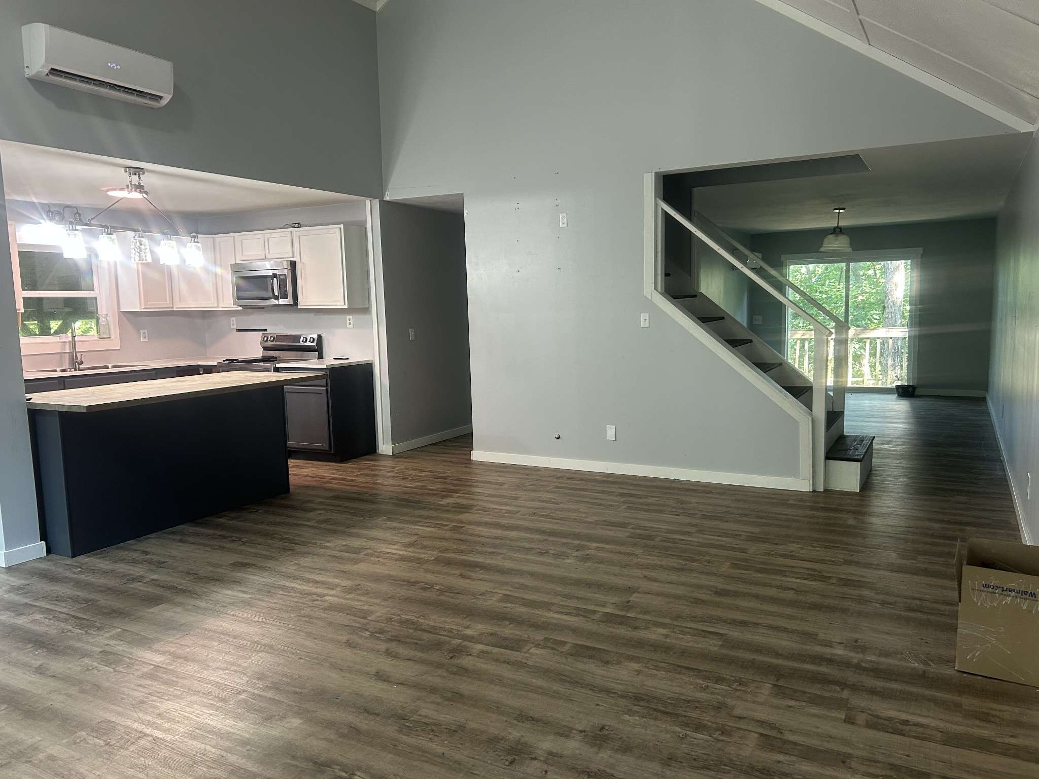 Camden, TN 38320,370 Alpine Rd