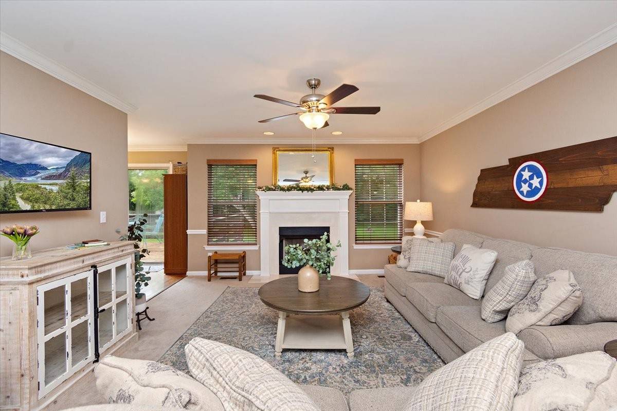Rockvale, TN 37153,1627 Jarratt Dr