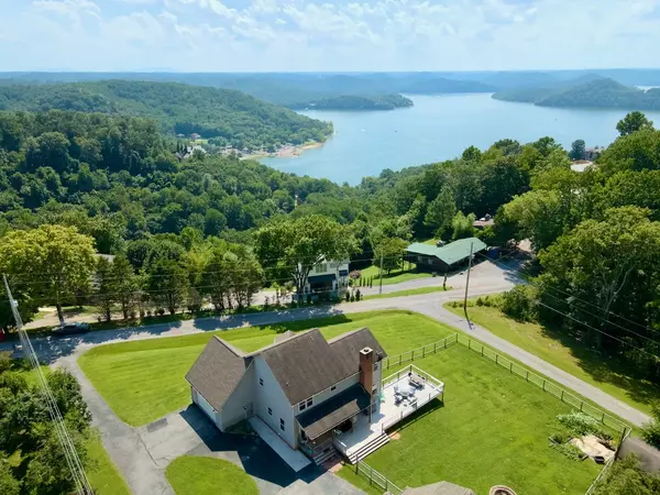 Silver Point, TN 38582,368 Blackberry Hill Rd