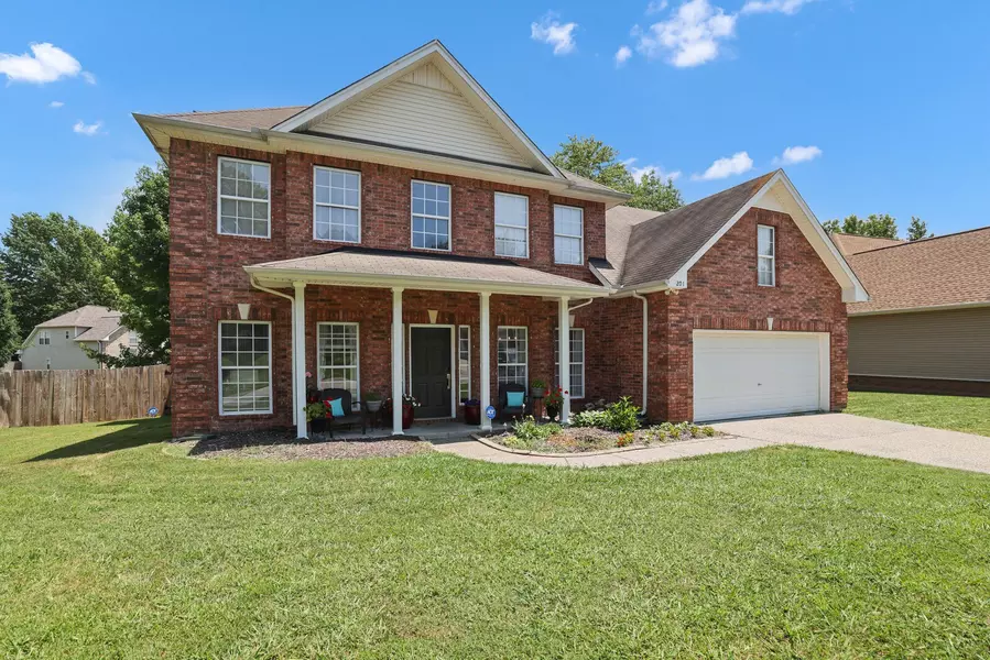 201 Foster Dr, White House, TN 37188