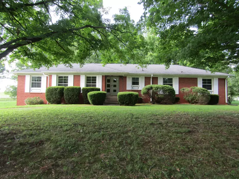 2108 Powell Ln, Lewisburg, TN 37091